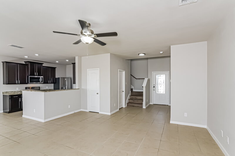 2,290/Mo, 12102 Pawnee San Antonio, TX 78252 Living Room View 2