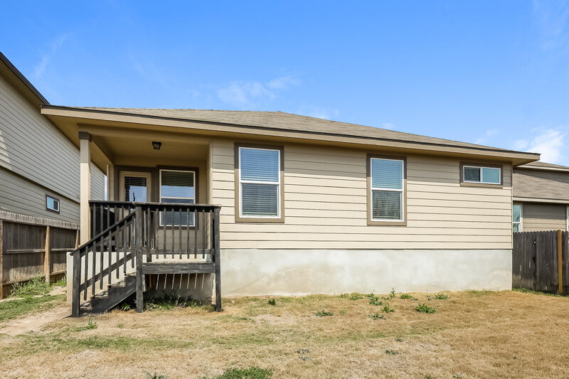 2,165/Mo, 11628 Blackmore Leap San Antonio, TX 78245 Rear View