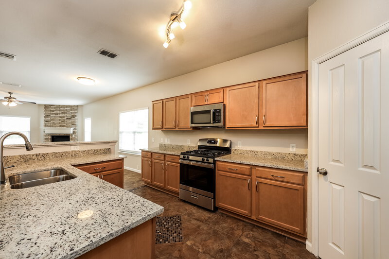 2,170/Mo, 4823 James Gaines San Antonio, TX 78253 Kitchen View 2