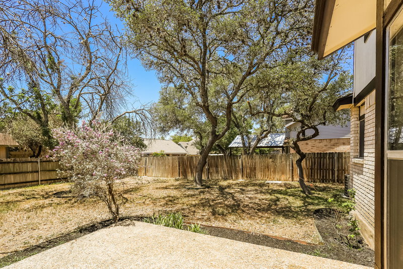 3,140/Mo, 8818 Boise Hills Dr San Antonio, TX 78250 Rear View