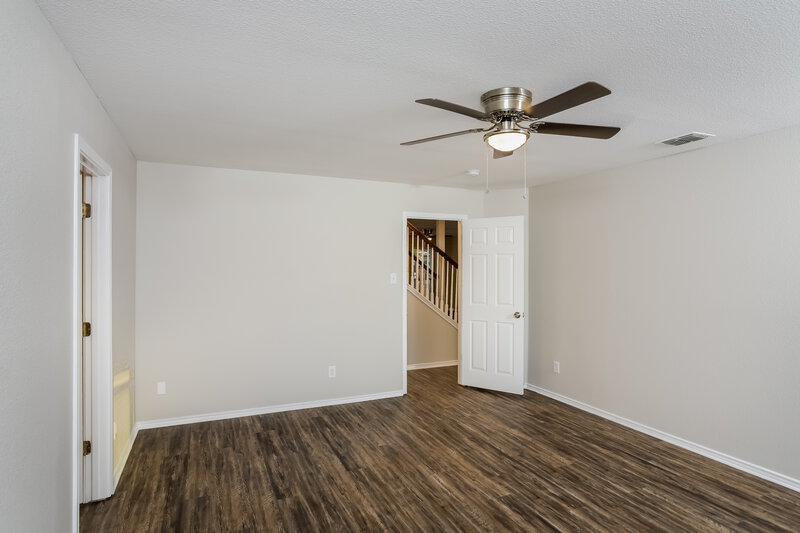 2,430/Mo, 214 Cardinal Way San Antonio, TX 78253 Main Bedroom View 3