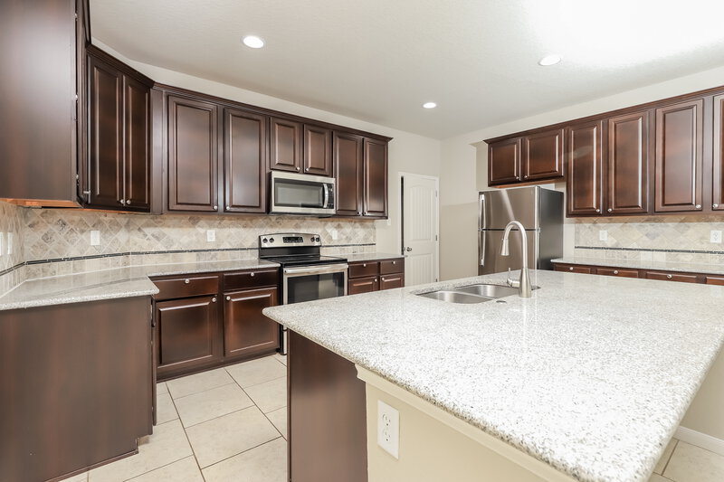 2,205/Mo, 737 Great Cloud New Braunfels, TX 78130 Kitchen View 2