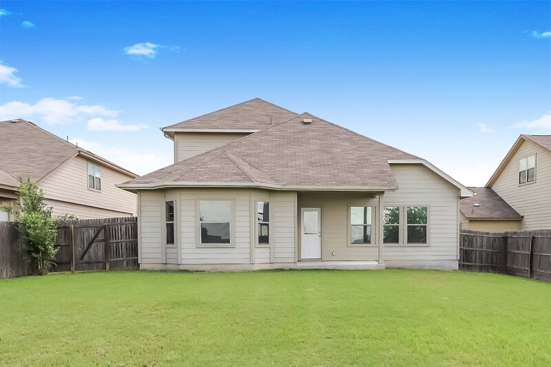 2,205/Mo, 737 Great Cloud New Braunfels, TX 78130 Rear View