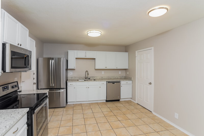 1,675/Mo, 9963 Sunview Pass San Antonio, TX 78245 Kitchen View