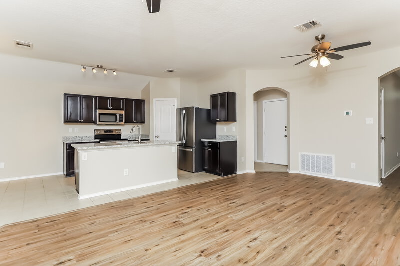 1,780/Mo, 1013 Clarkston Dr Seguin, TX 78155 Living Room View 3