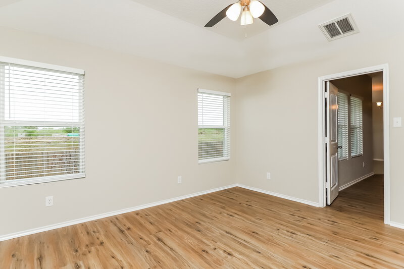1,780/Mo, 1013 Clarkston Dr Seguin, TX 78155 Main Bedroom View