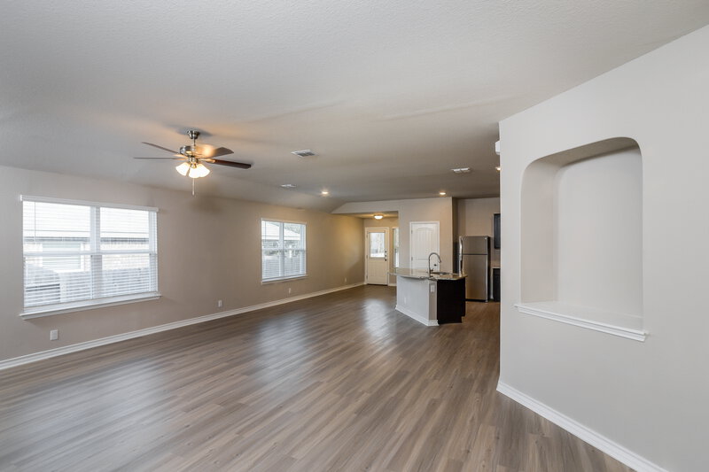 2,180/Mo, 5904 Calaveras Way San Antonio, TX 78253 Living Room View