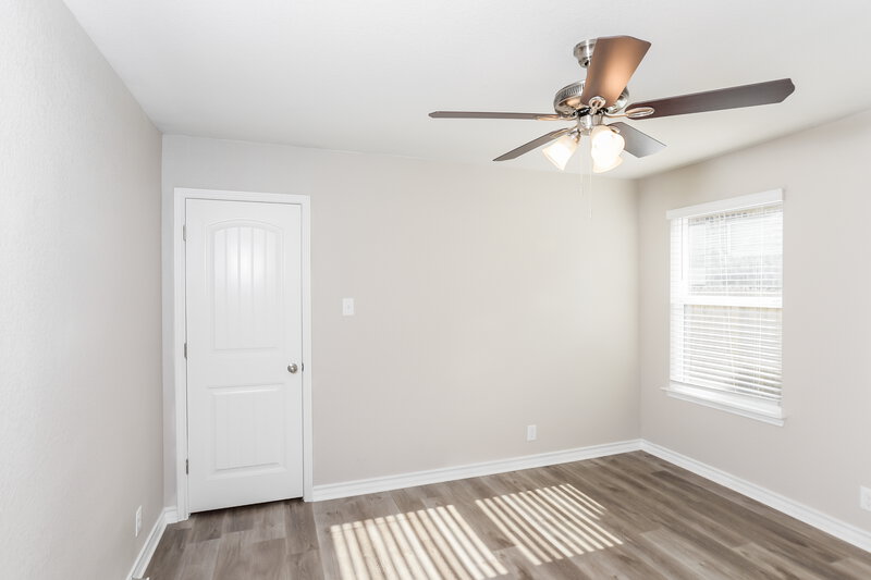 2,180/Mo, 5904 Calaveras Way San Antonio, TX 78253 Bedroom View 3