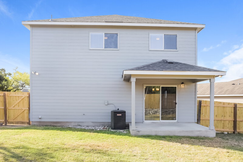 2,125/Mo, 25423 Bermuda Run San Antonio, TX 78261 Rear View