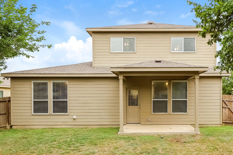 2,630/Mo, 3620 Cherokee Winds Selma, TX 78154 Rear View