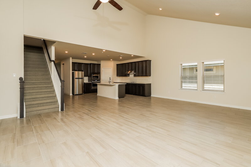 2,335/Mo, 528 Shelton Pass Cibolo, TX 78108 Living Room View