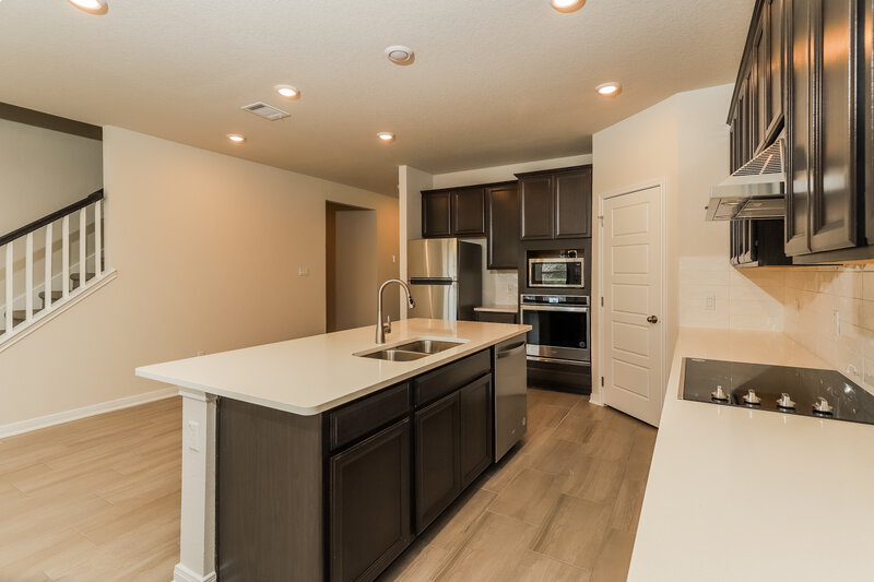 2,335/Mo, 528 Shelton Pass Cibolo, TX 78108 Kitchen View 2