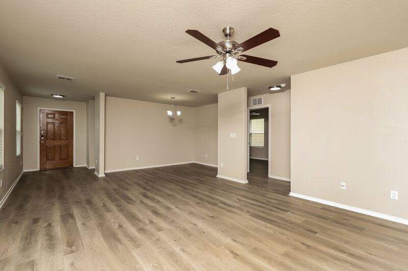 1,830/Mo, 148 Rock Nettle New Braunfels, TX 78130 Living Room View 2