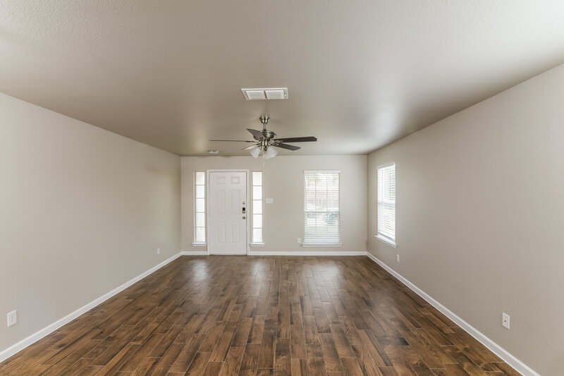2,060/Mo, 10814 Pony Mesa San Antonio, TX 78254 Living Room View 2