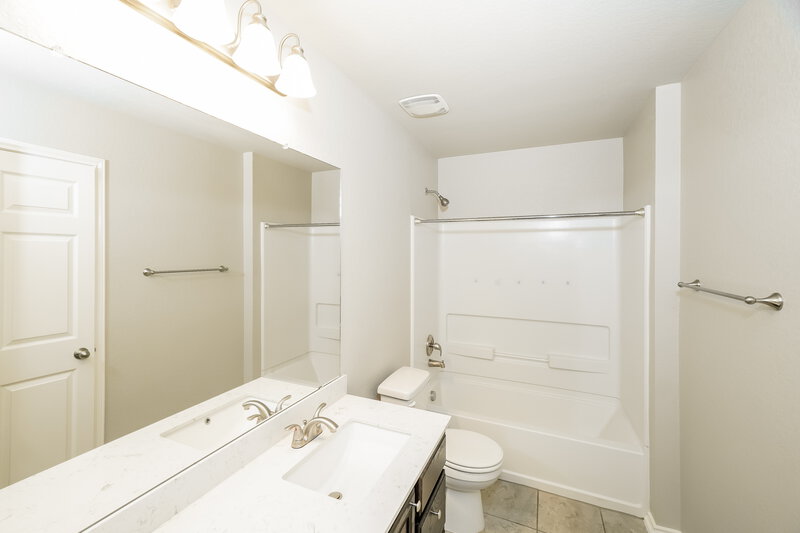 2,495/Mo, 3824 Legend Pond New Braunfels, TX 78130 Bathroom View