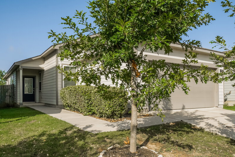 1,630/Mo, 3849 Ivy Path Saint Hedwig, TX 78152 Front View