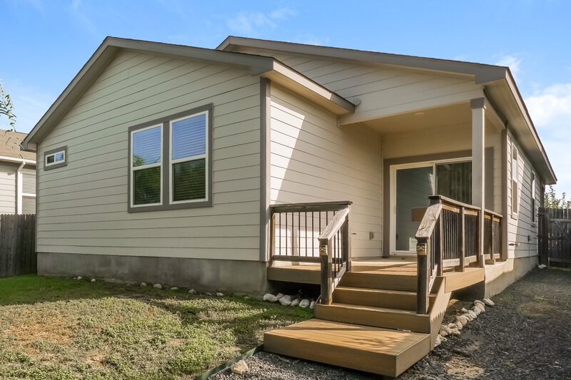 1,630/Mo, 3849 Ivy Path Saint Hedwig, TX 78152 Rear View