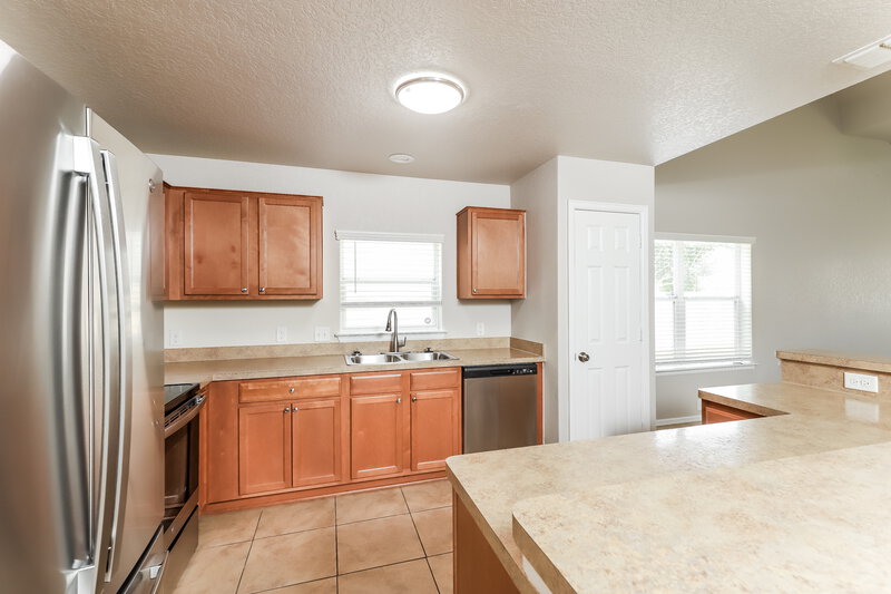 1,890/Mo, 3418 Maguey Trl San Antonio, TX 78245 Kitchen View 2