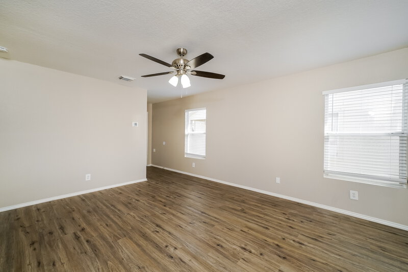 1,540/Mo, 7223 Archers Coach San Antonio, TX 78244 Living Room View 2