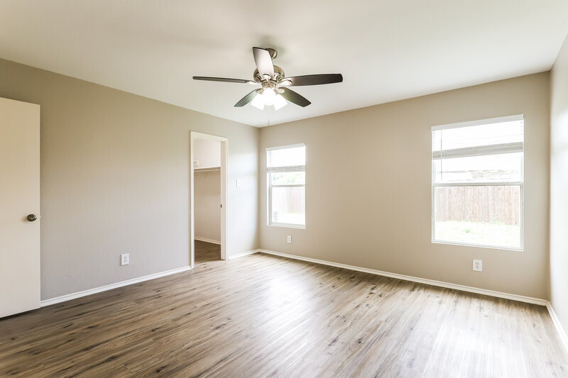 1,510/Mo, 7223 Archers Coach San Antonio, TX 78244 Main Bedroom View