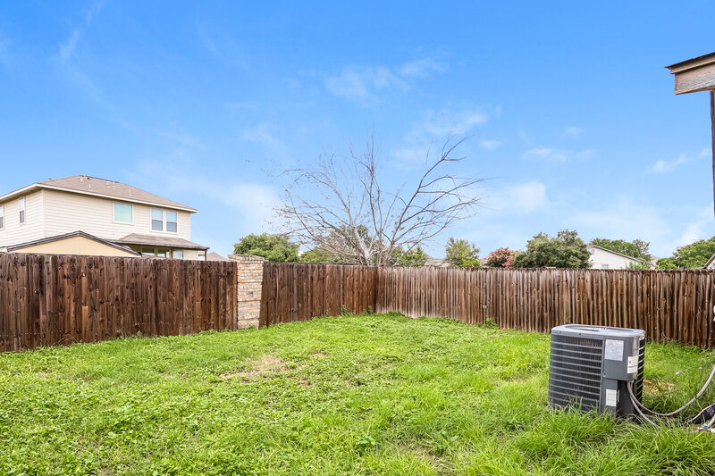 1,510/Mo, 7223 Archers Coach San Antonio, TX 78244 Rear View 2