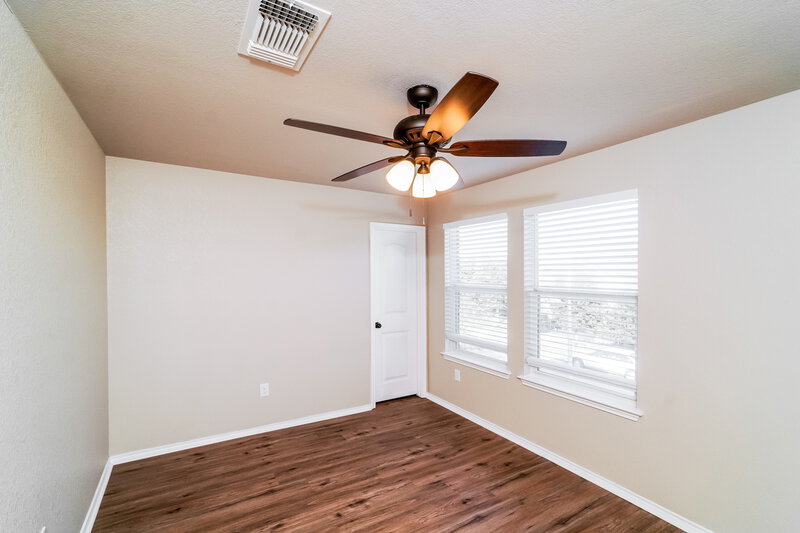2,300/Mo, 116 Hinge Chase Cibolo, TX 78108 Bedroom View