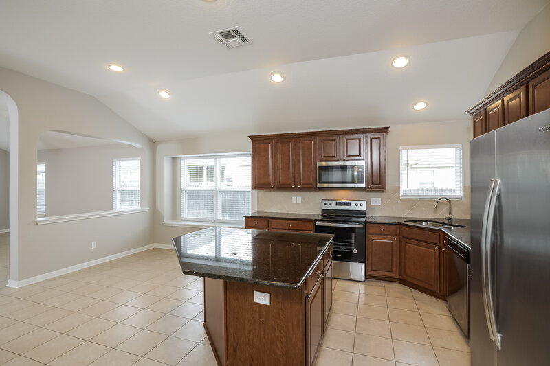 2,115/Mo, 11822 Woodland Deer San Antonio, TX 78254 Kitchen View