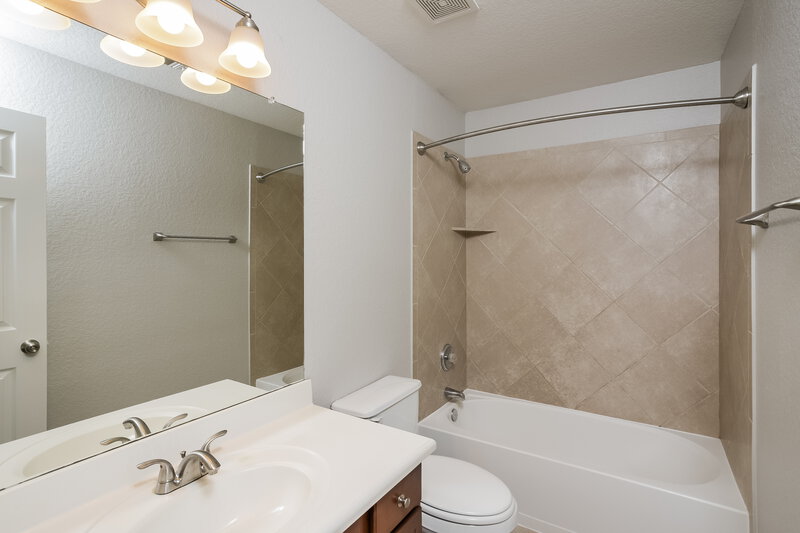 2,115/Mo, 11822 Woodland Deer San Antonio, TX 78254 Bathroom View