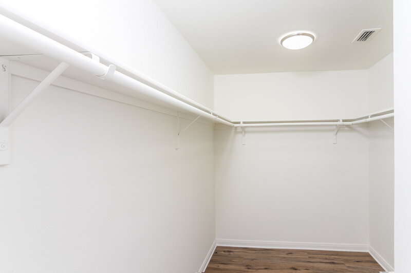 1,985/Mo, 2028 Atticus Dr San Antonio, TX 78245 Amenities View