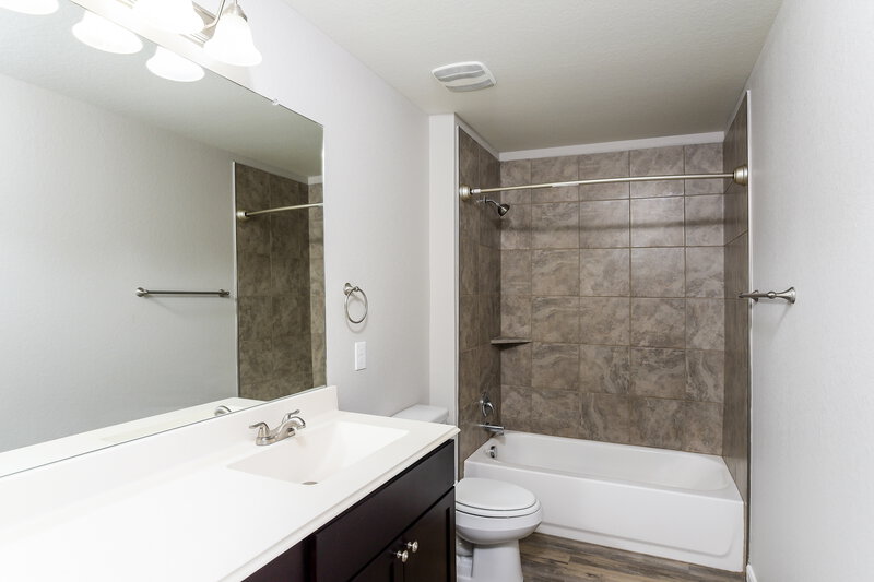 2,135/Mo, 2028 Atticus Dr San Antonio, TX 78245 Bathroom View