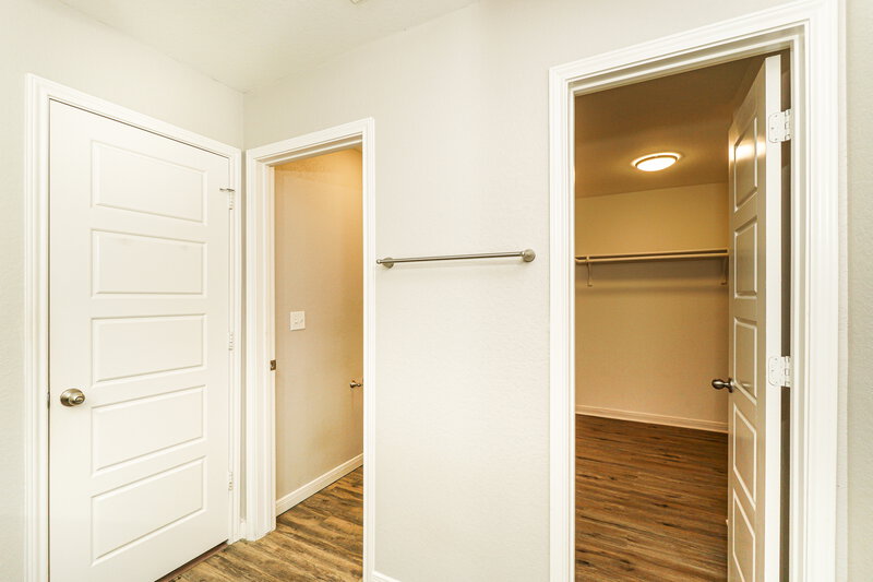 2,025/Mo, 2028 Atticus Dr San Antonio, TX 78245 Laundry Room View