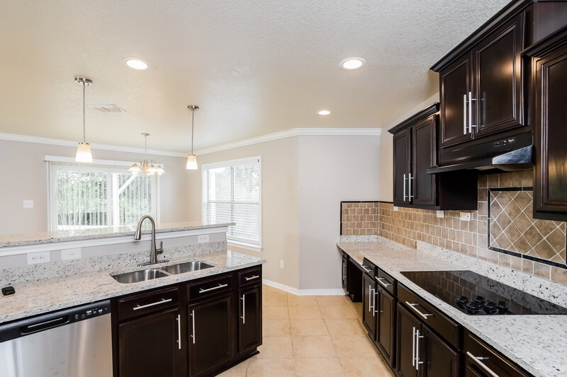 1,795/Mo, 13422 Solar Crst San Antonio, TX 78245 Kitchen View 2