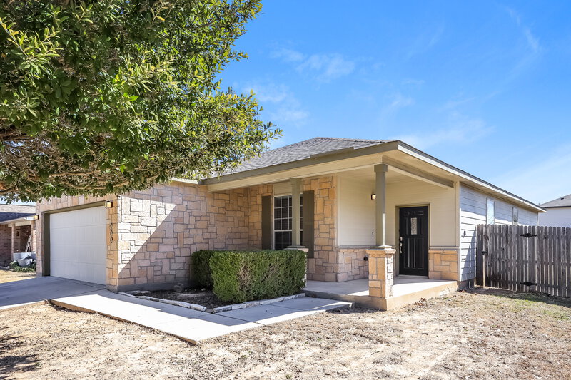 1,645/Mo, 200 Rustic Acres Schertz, TX 78154 Front View