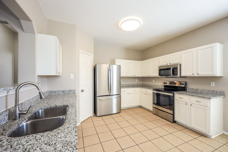 1,645/Mo, 200 Rustic Acres Schertz, TX 78154 Kitchen View