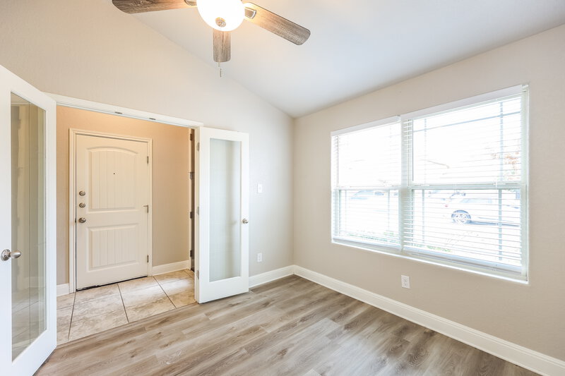 1,630/Mo, 11322 Charismatic San Antonio, TX 78245 Office View