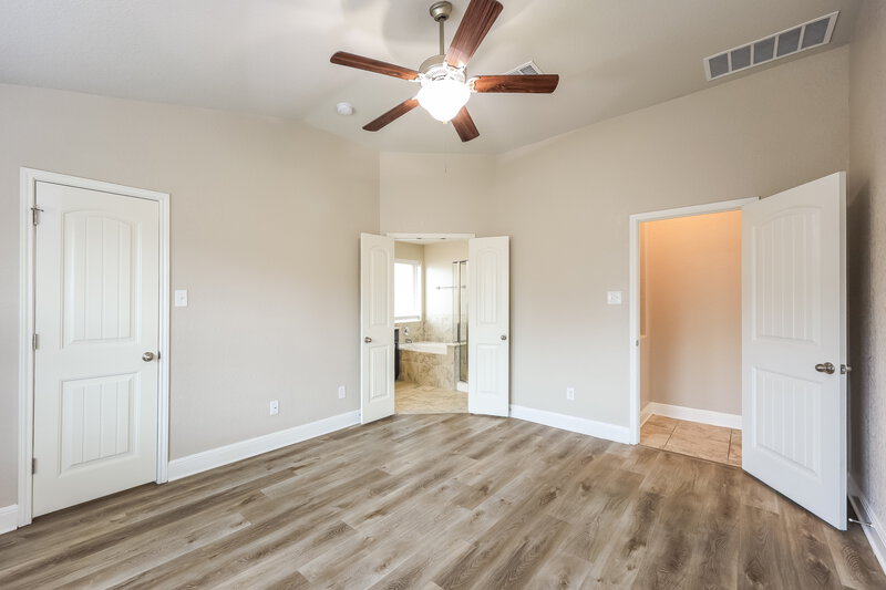 1,630/Mo, 11322 Charismatic San Antonio, TX 78245 Main Bedroom View 2