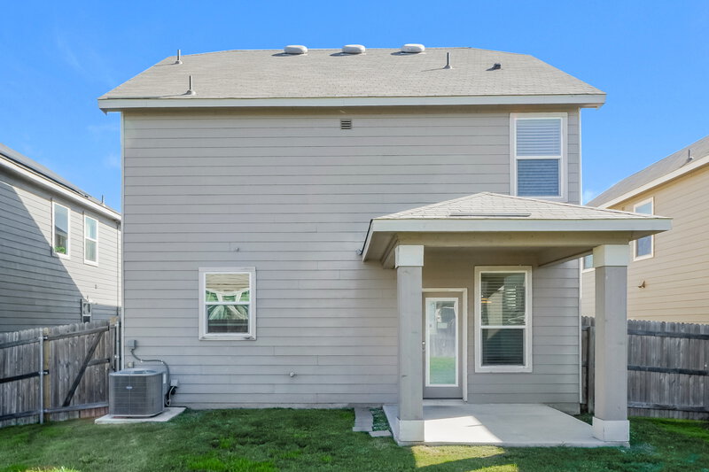 1,870/Mo, 3952 Gentle Mdw New Braunfels, TX 78130 Rear View