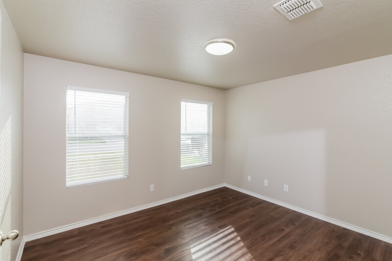 0/Mo, 217 Hinge Loop Cibolo, TX 78108 Bedroom View