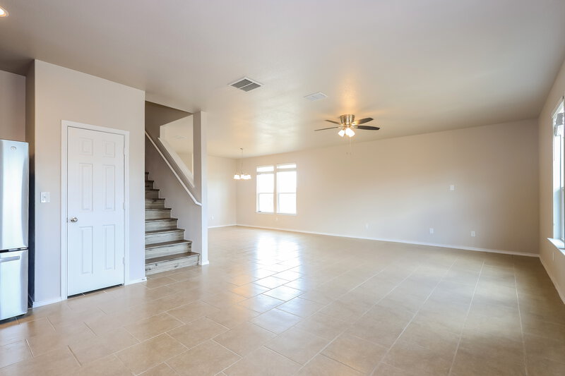 2,330/Mo, 10103 Reyes Hts San Antonio, TX 78254 Living Room View 2
