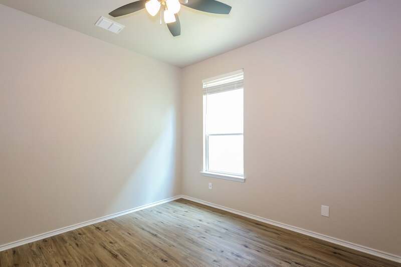 2,330/Mo, 10103 Reyes Hts San Antonio, TX 78254 Bedroom View 2