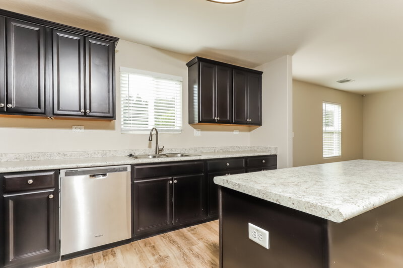 2,180/Mo, 10722 Castello Cyn San Antonio, TX 78254 Kitchen View 3
