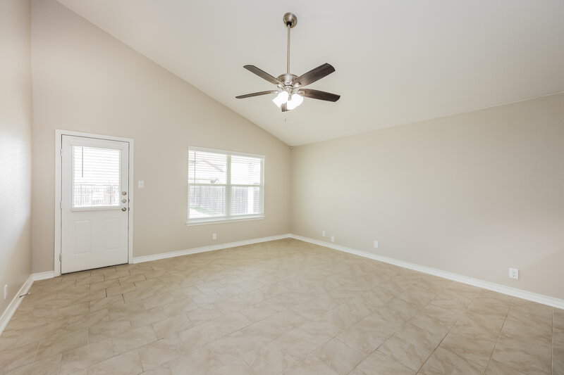2,740/Mo, 15429 Bobwhite Quail San Antonio, TX 78253 Living Room View
