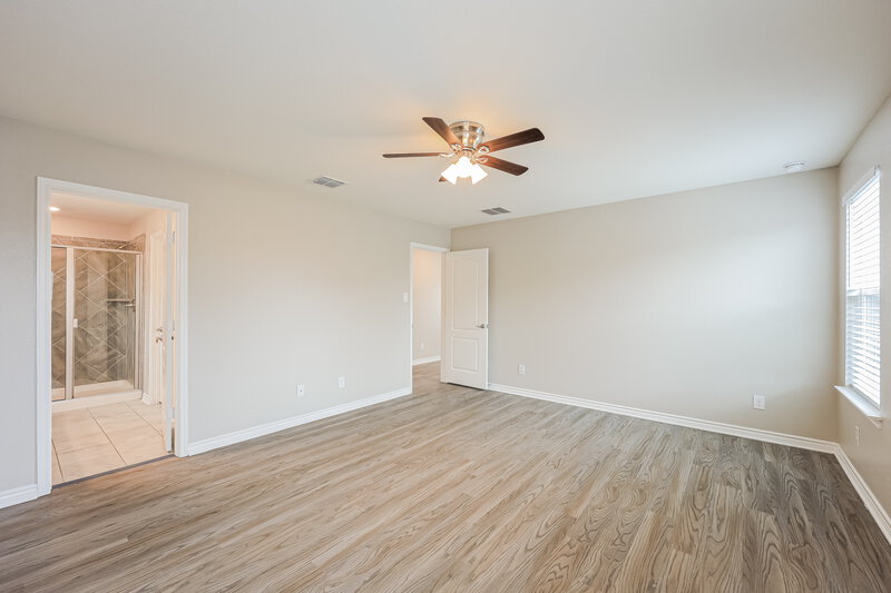 1,865/Mo, 14619 Jocasta Dr San Antonio, TX 78245 Main Bedroom View 2