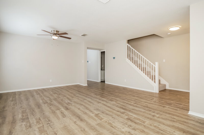 1,925/Mo, 8138 Cherry Glade Converse, TX 78109 Living Room View 2