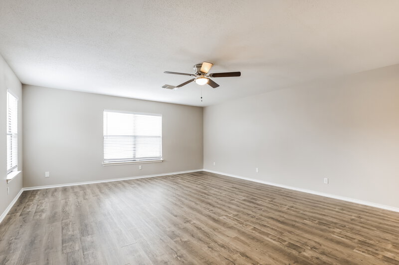 1,925/Mo, 8138 Cherry Glade Converse, TX 78109 Main Bedroom View