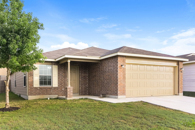 1,745/Mo, 10907 Bosal Trl San Antonio, TX 78245 Front View