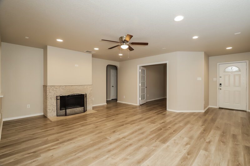 2,265/Mo, 21011 Foothill Pne San Antonio, TX 78259 Living Room View