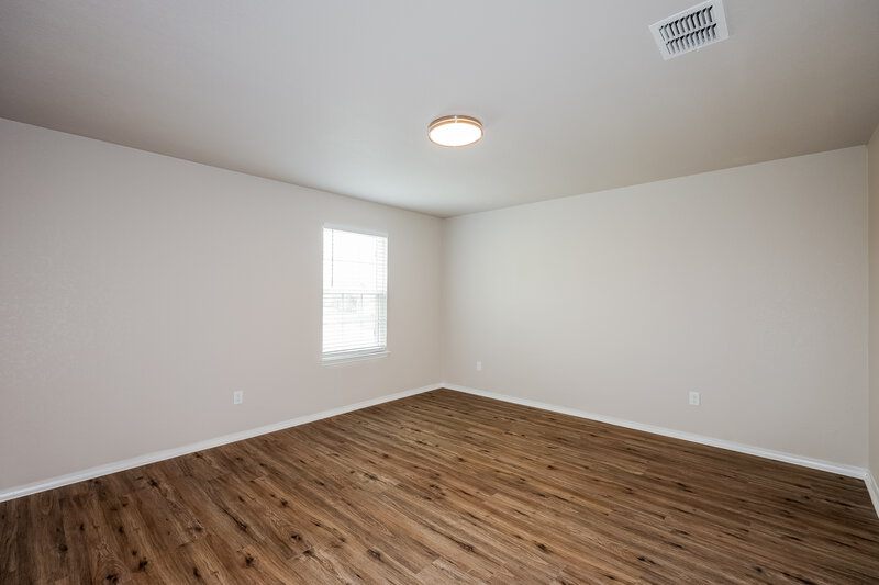 2,290/Mo, 10807 Balmorhea San Antonio, TX 78252 Main Bedroom View