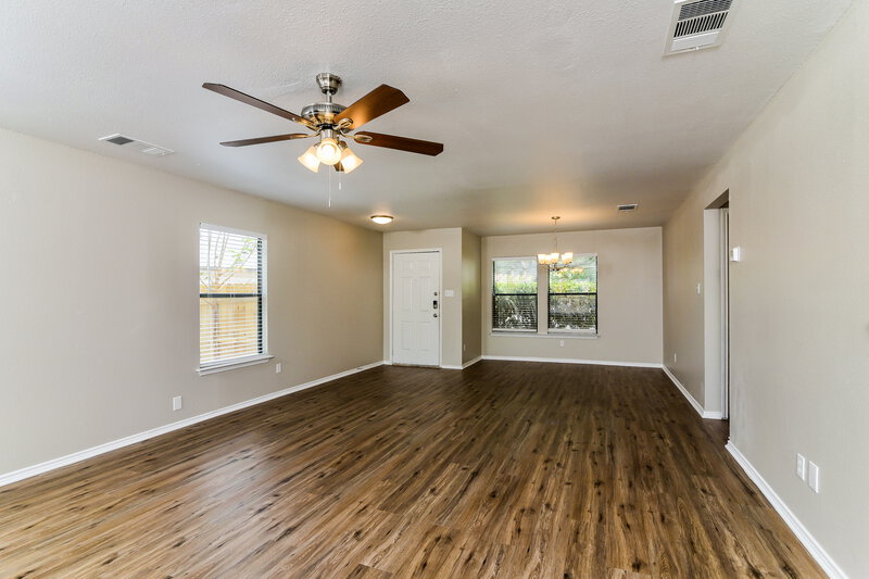 1,585/Mo, 7934 Dueling Oak San Antonio, TX 78254 Misc View 4