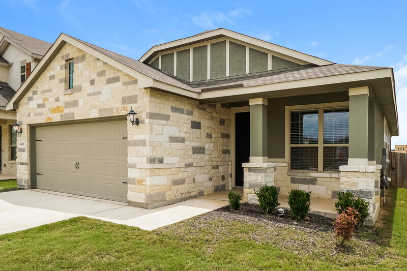 1,980/Mo, 9410 Novacek Blvd San Antonio, TX 78254 Front View